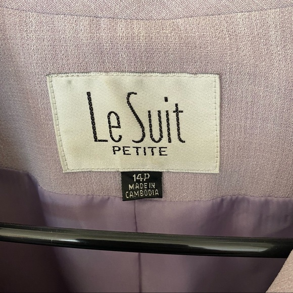 LE SUIT - Lavender Skirt Suit - Picture 4 of 10